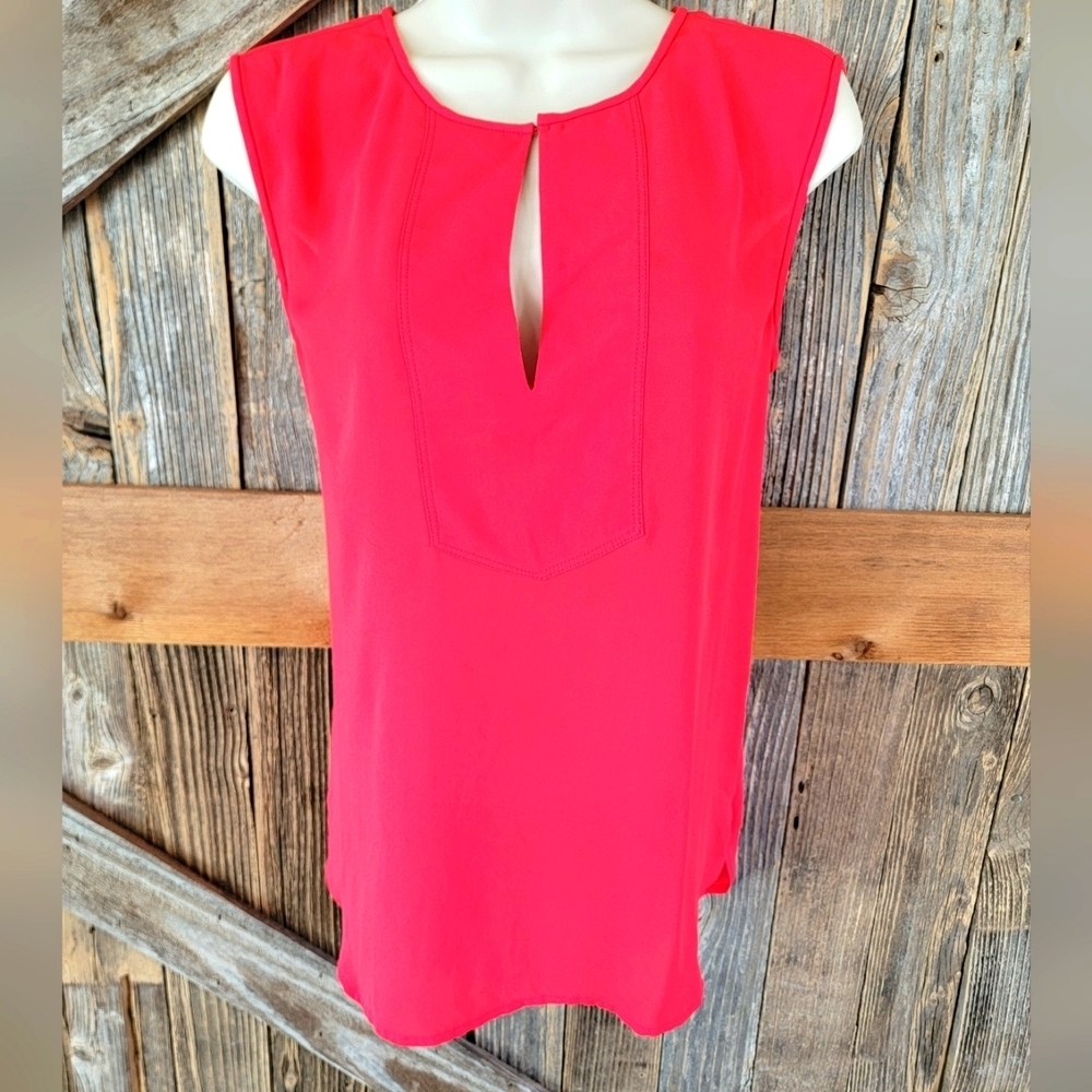 J. Crew Red Sleeveless Keyhole Front Top Blouse Size 2